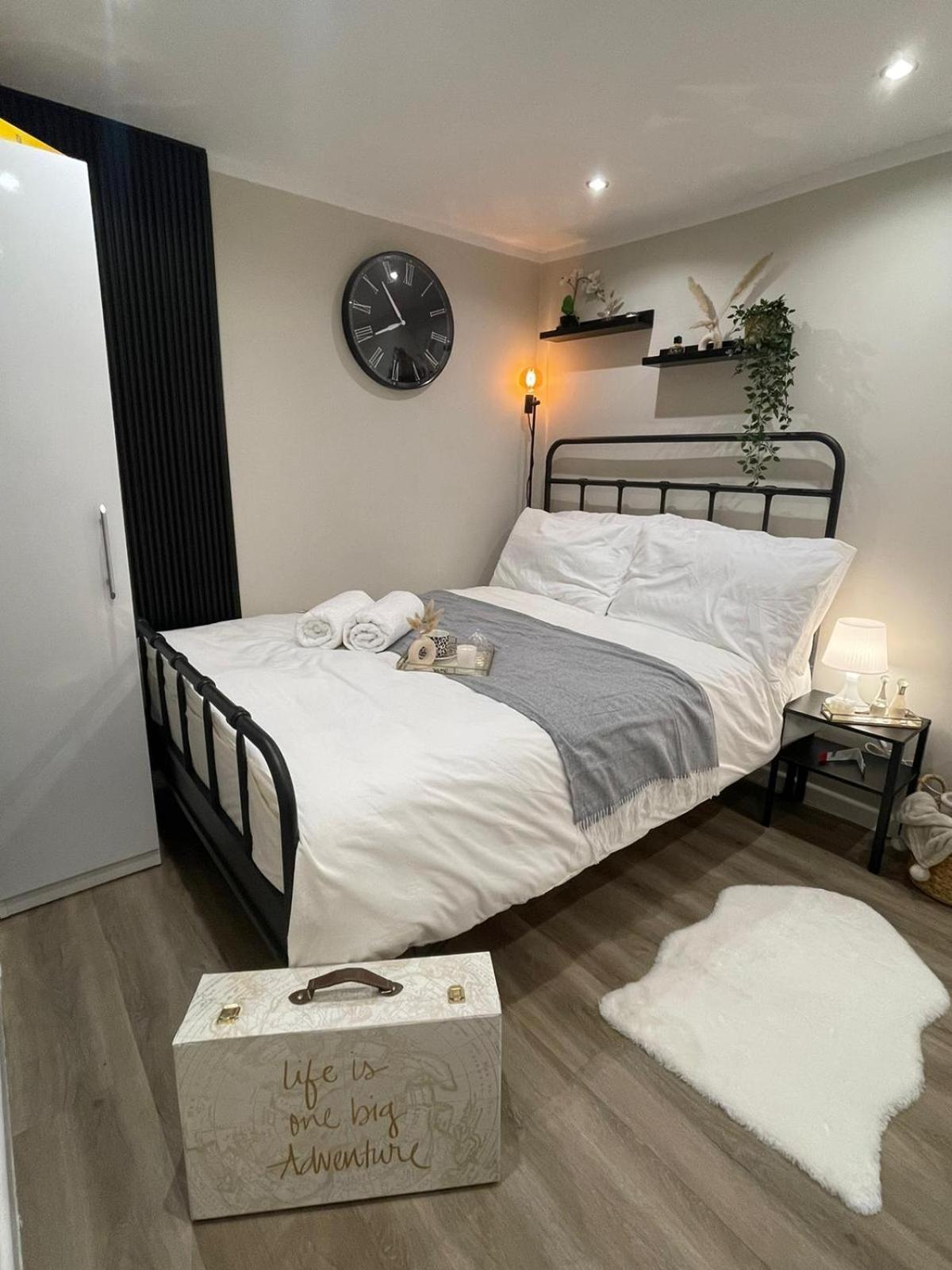 The Signature A Guest house